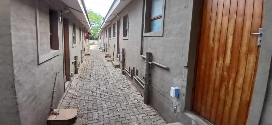 18 Bedroom Property for Sale in College Hill Eastern Cape